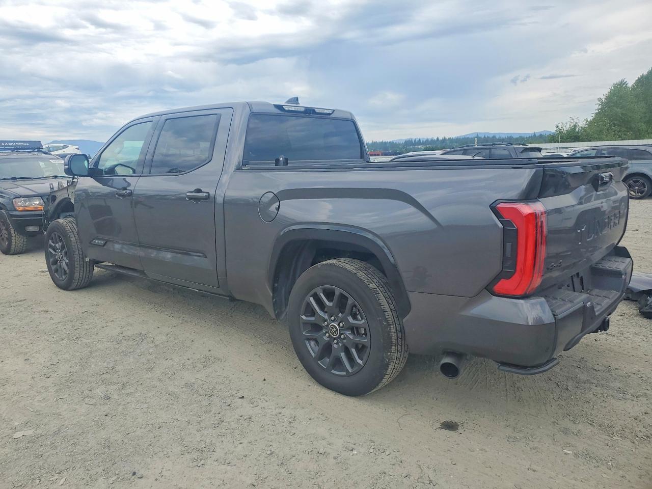 2023 Toyota Tundra Platinum - Image 2