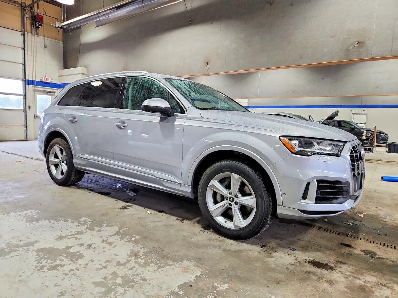 2022 Audi Q7 Premium - Фото 4