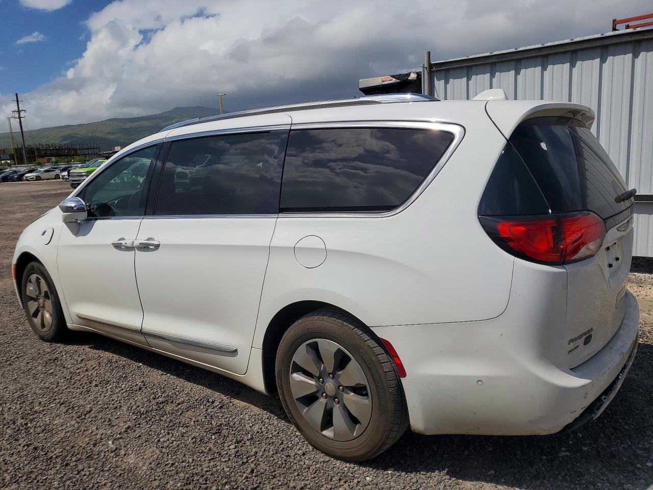 2020 Chrysler Pacifica Hybrid Limited - Фото 2