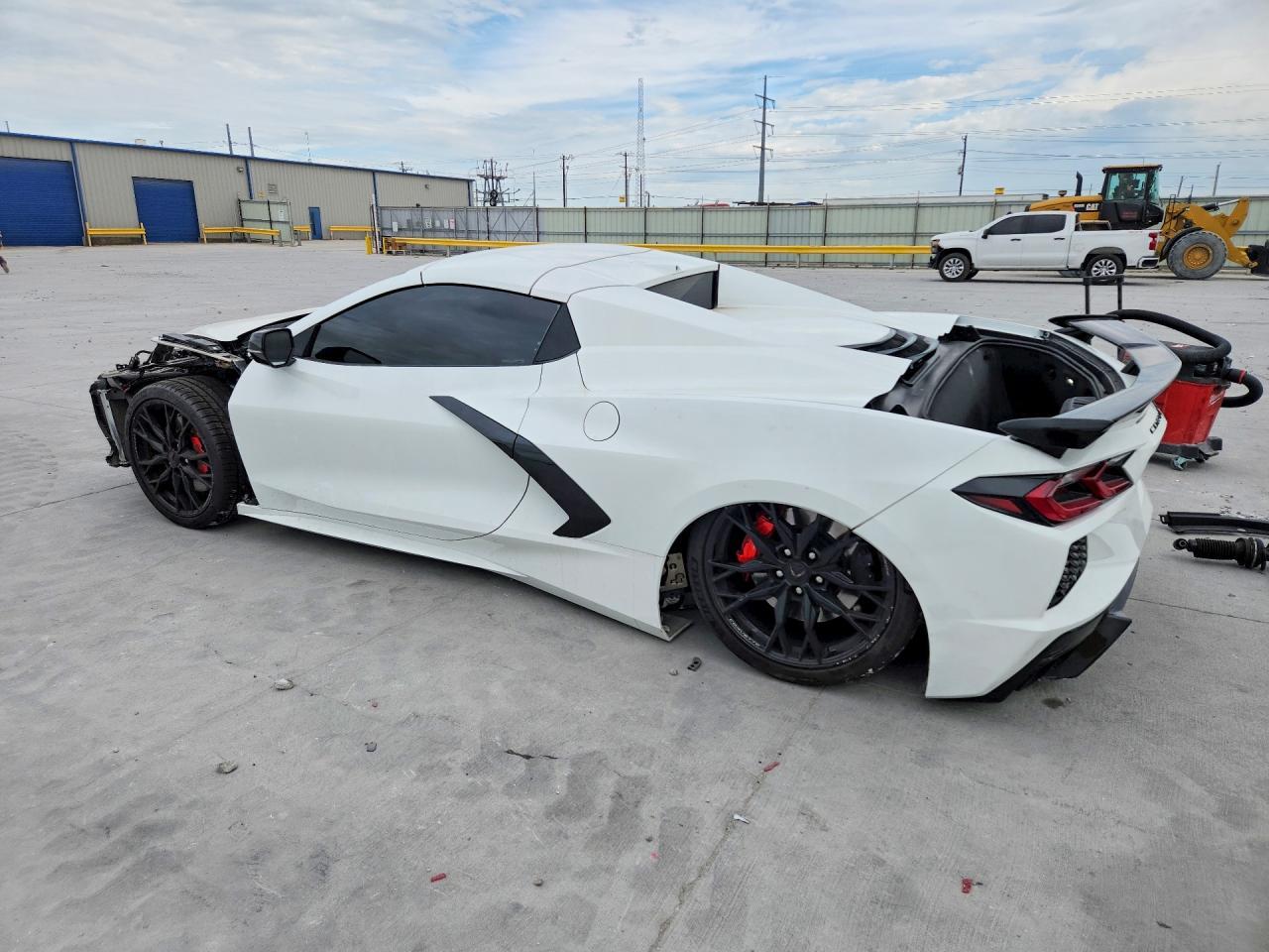 2025 Chevrolet Corvette Stingray 2Lt - Image 2