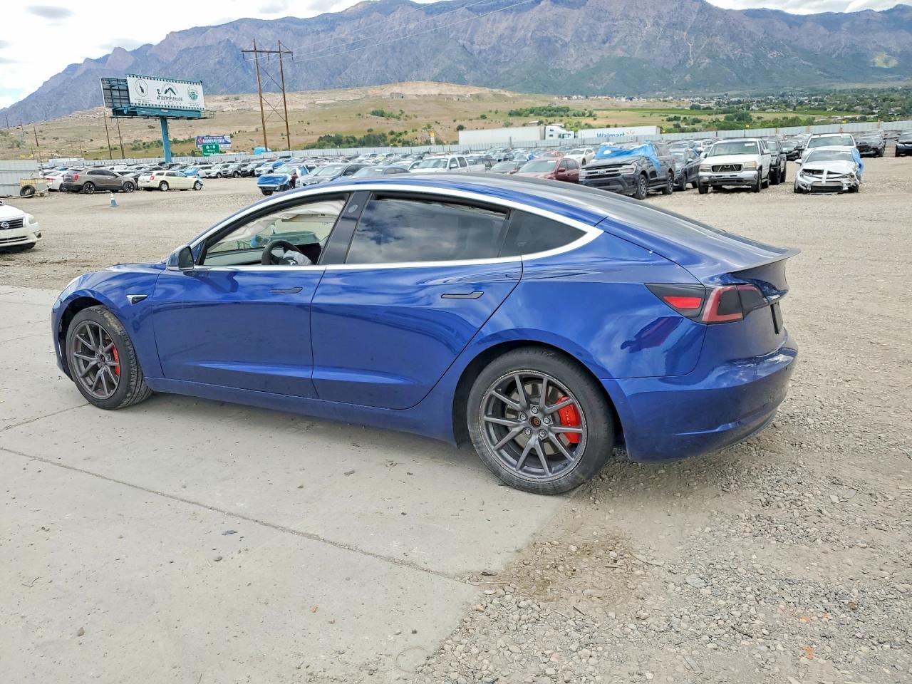 2019 Tesla Model 3 - Image 2