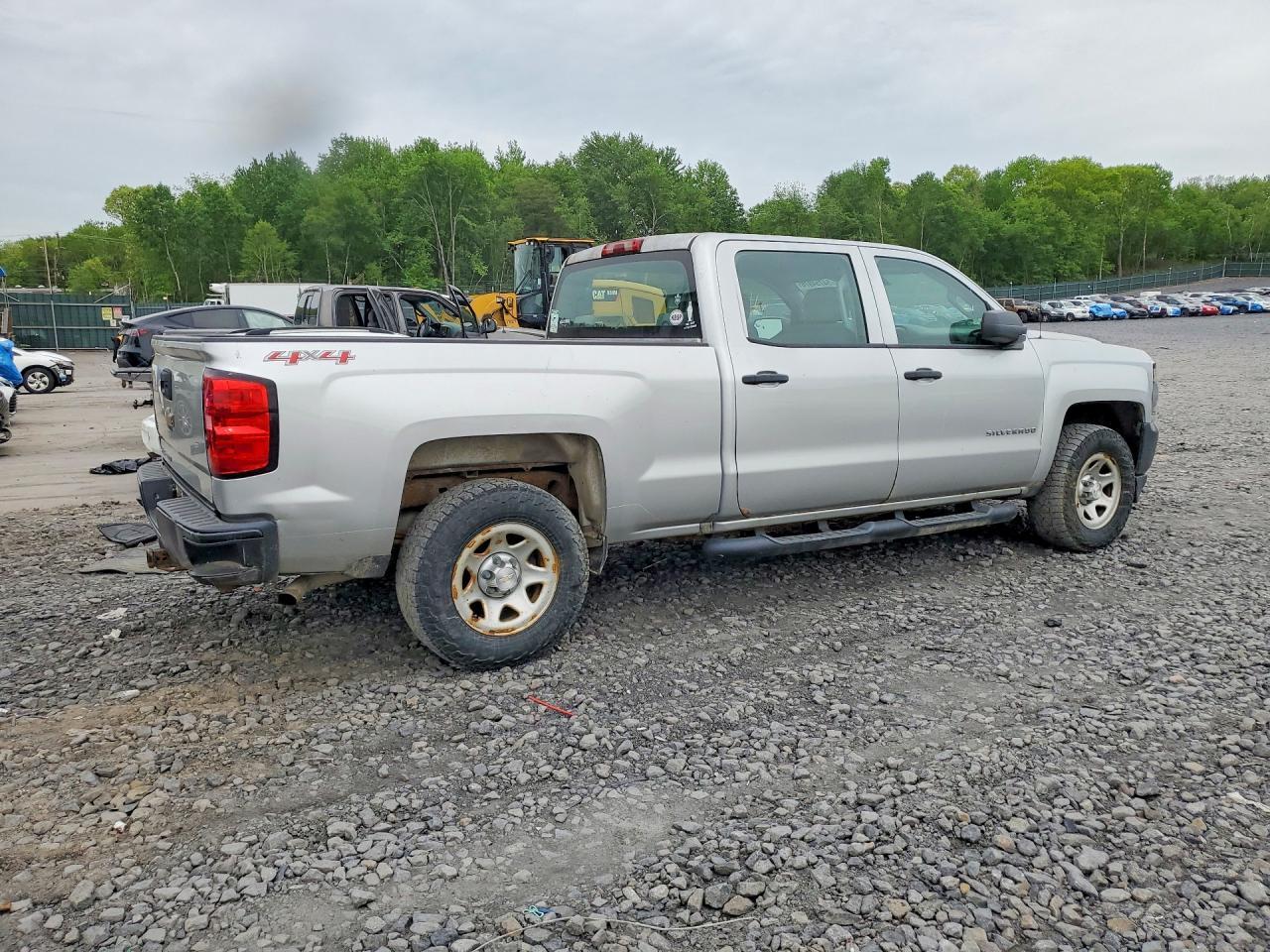 2016 Chevrolet Silverado K1500 - Image 3
