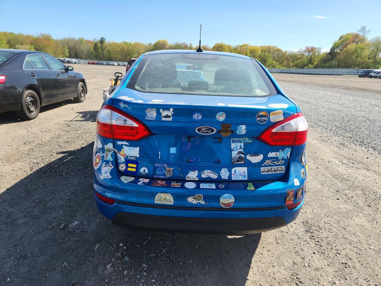 2017 Ford Fiesta Se - Фото 6