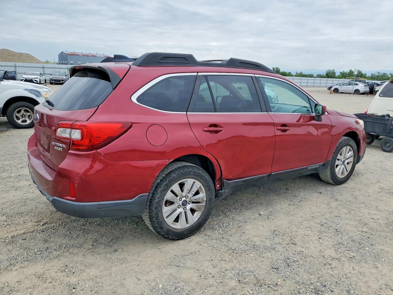 2016 Subaru Outback 2.5I Premium - Фото 3