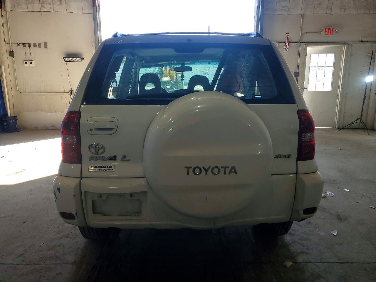 2005 Toyota Rav4 Base - Image 6