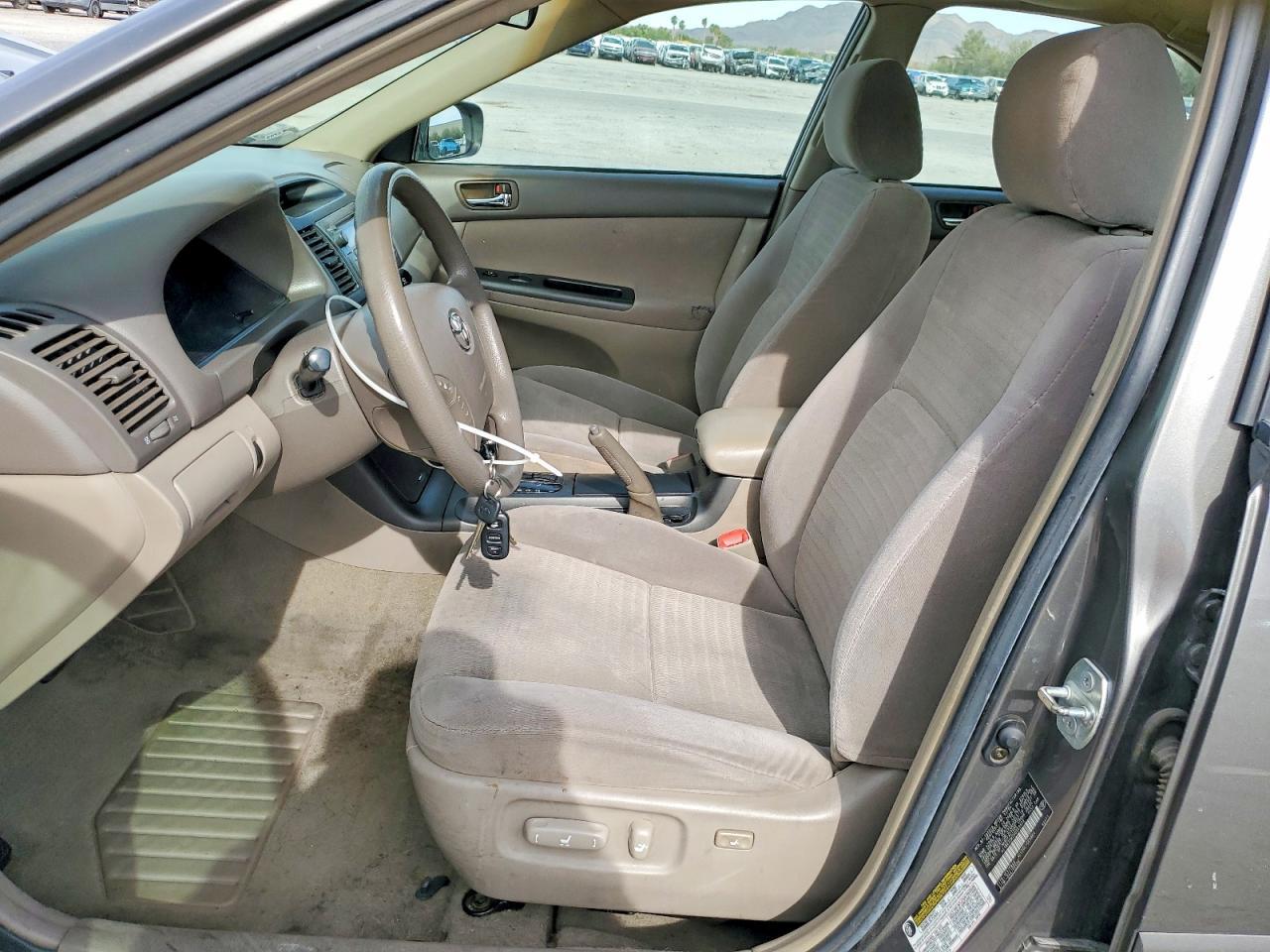 2005 Toyota Camry Le - Фото 7