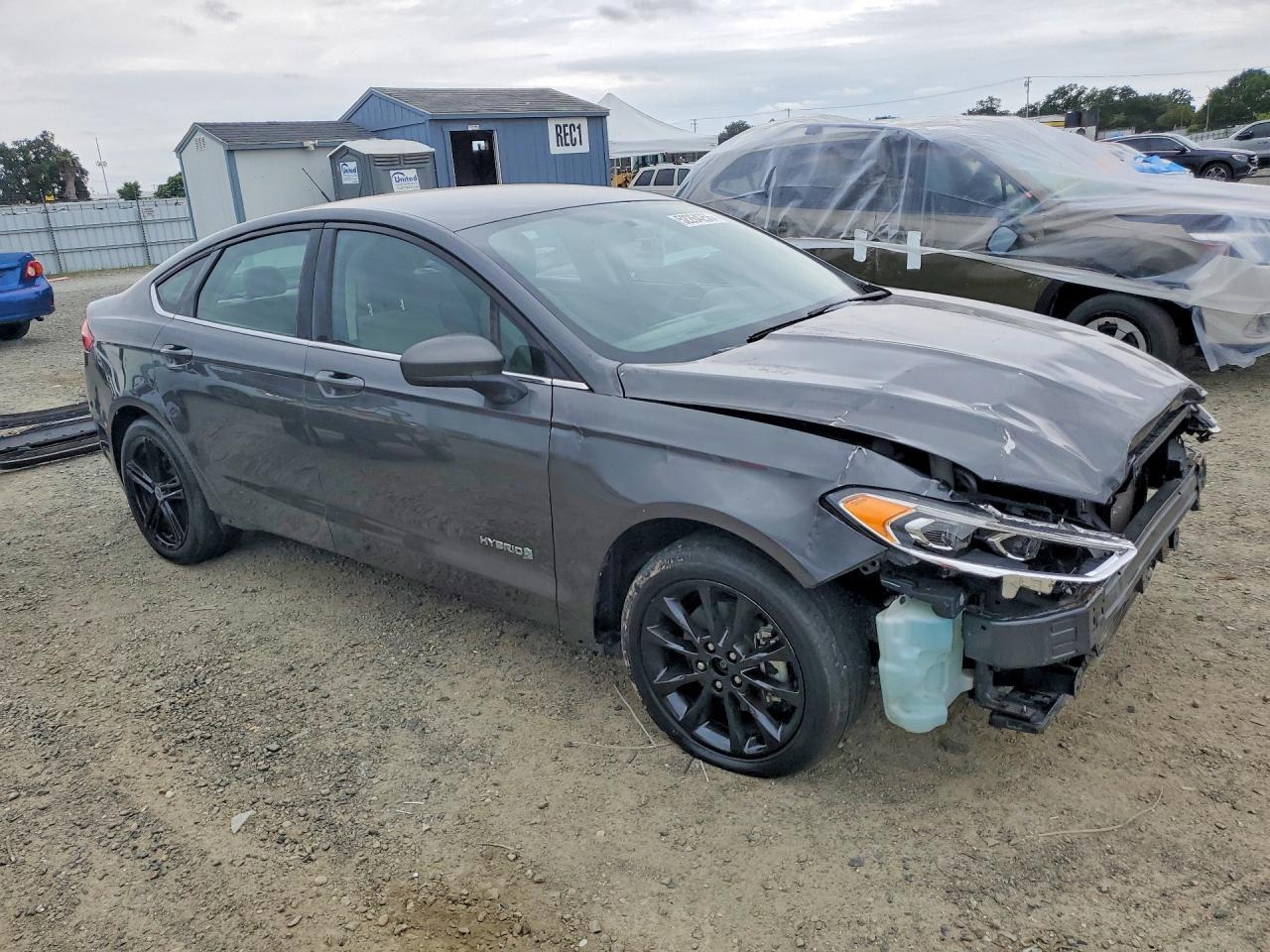 2018 Ford Fusion S Hybrid - Фото 4