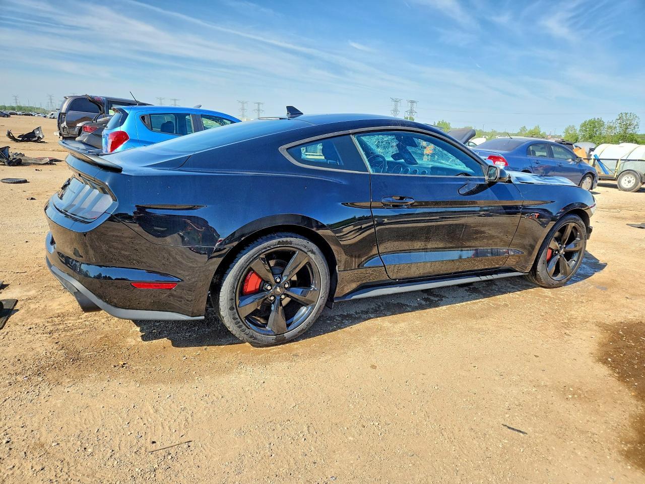 2022 Ford Mustang - Фото 3