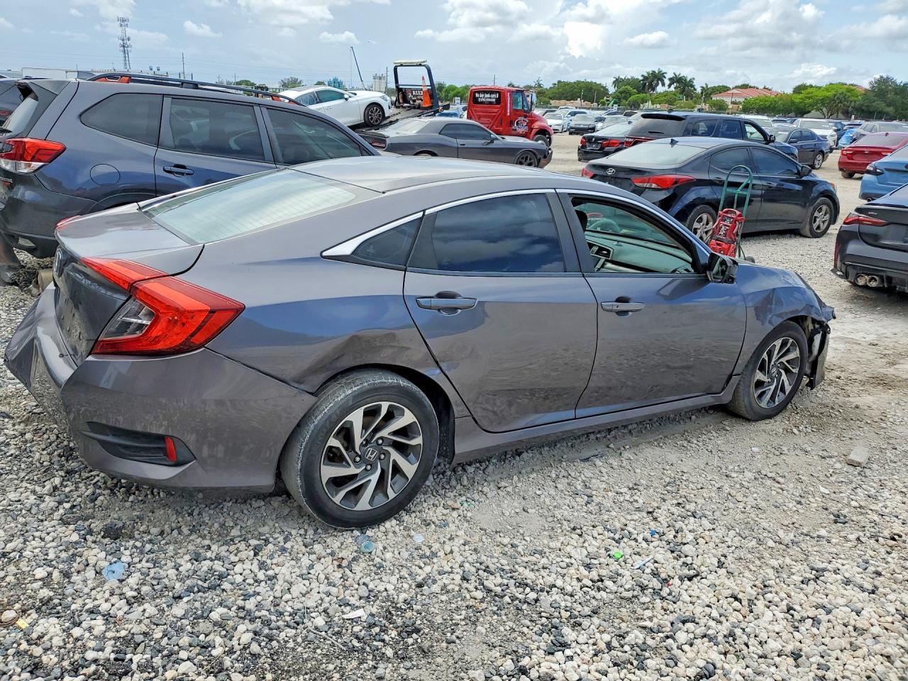 2016 Honda Civic Ex - Image 3