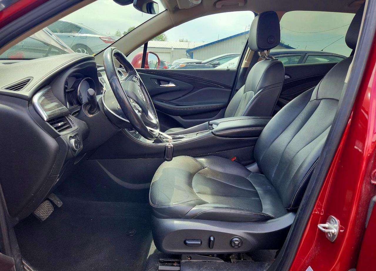 2017 Buick Envision Essence - Image 7