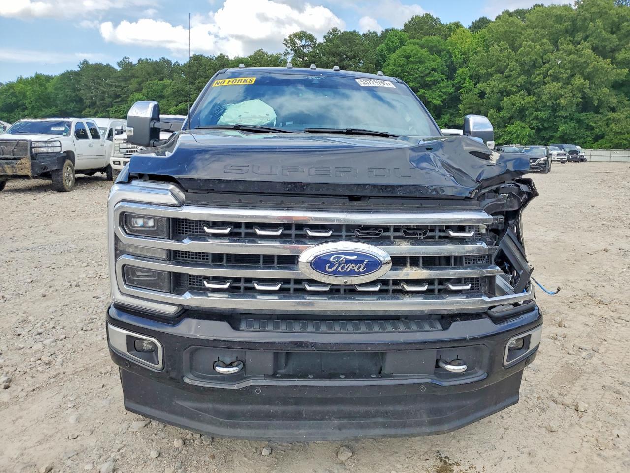 2024 Ford F250 Super Duty - Фото 5