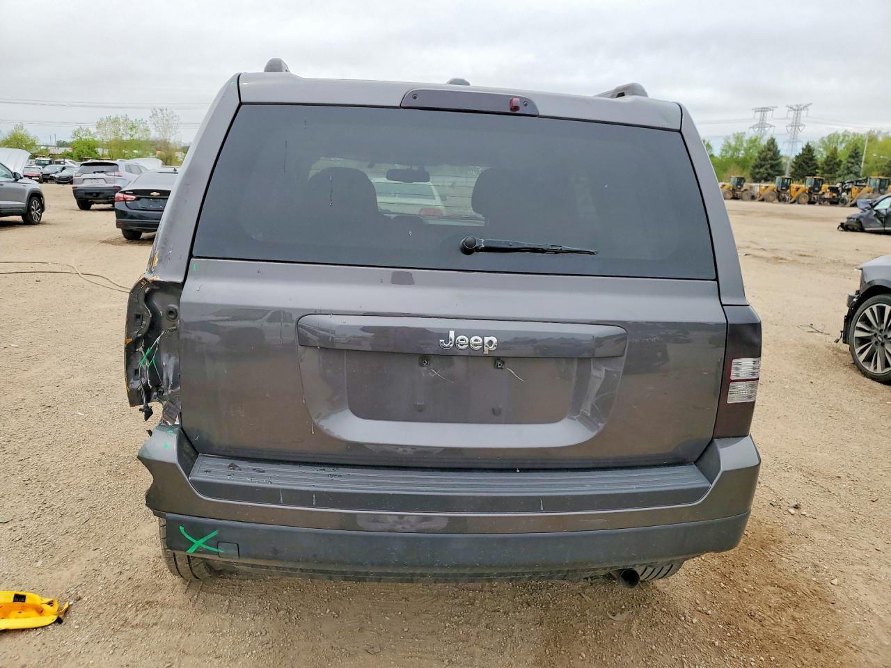 2014 Jeep Patriot Latitude - Фото 6