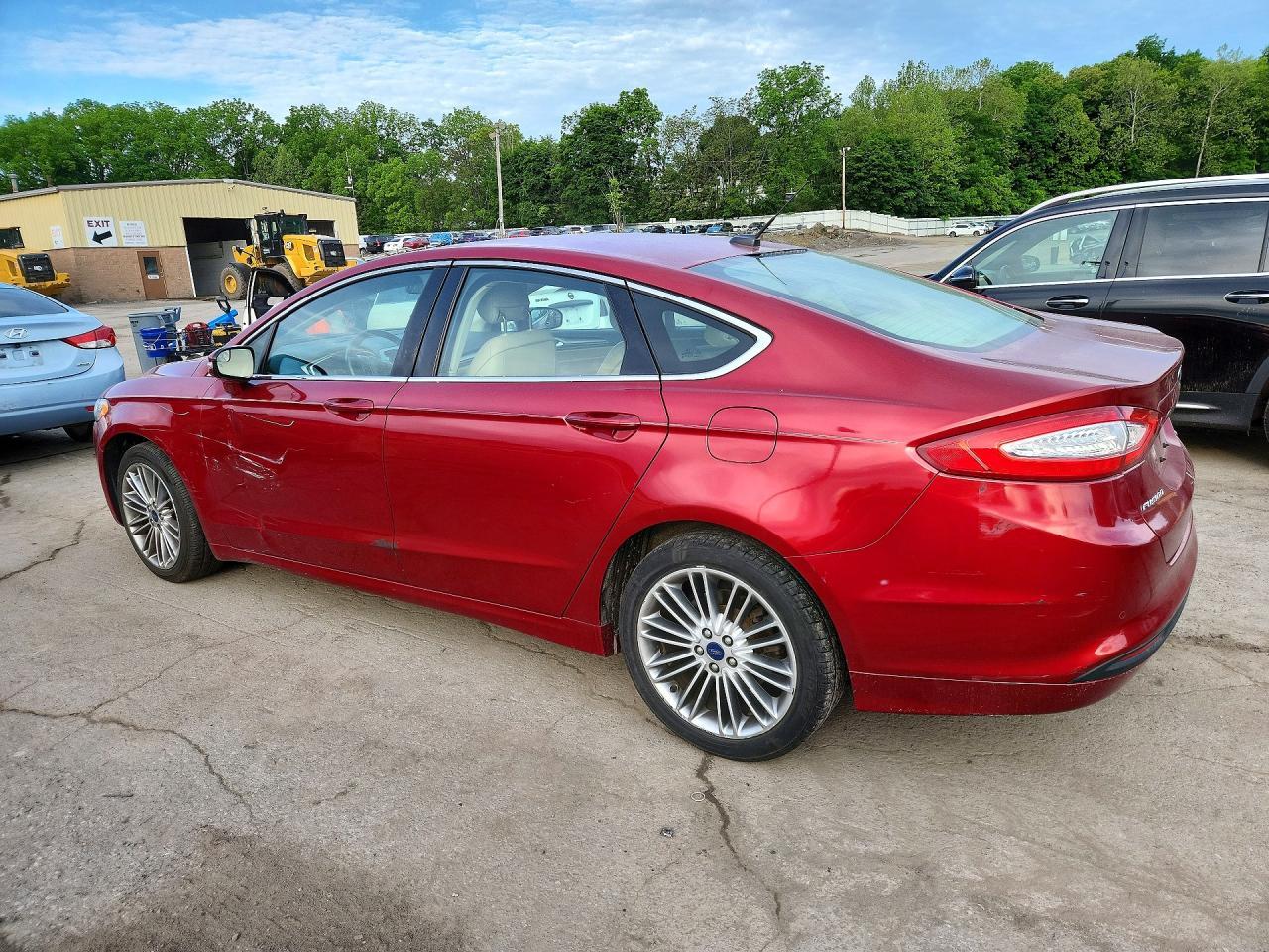 2014 Ford Fusion Se - Фото 2