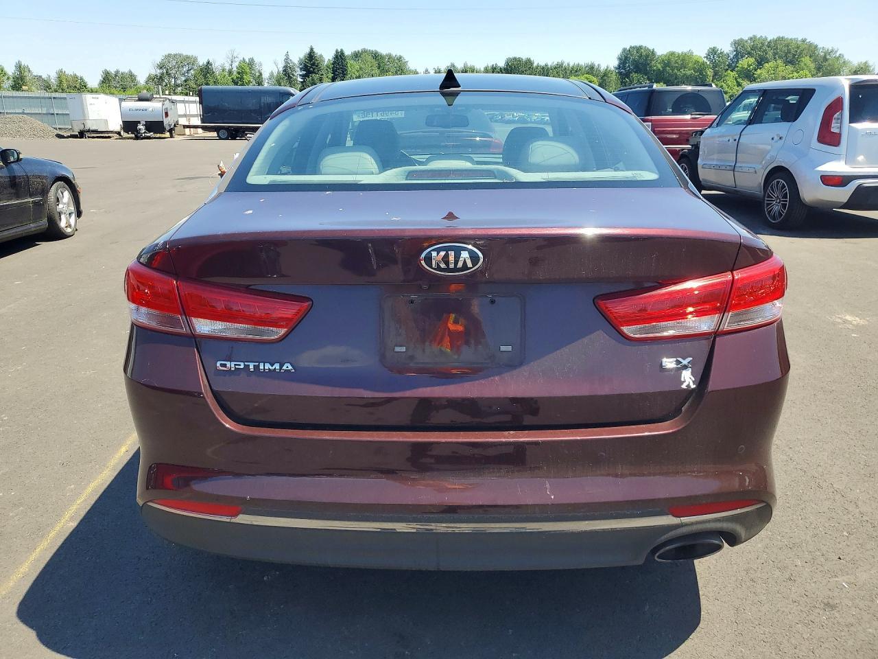 2017 Kia Optima Ex - Image 6