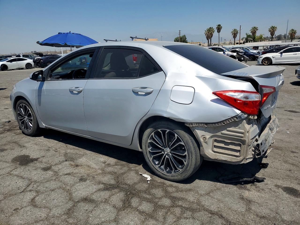 2014 Toyota Corolla Le - Image 2