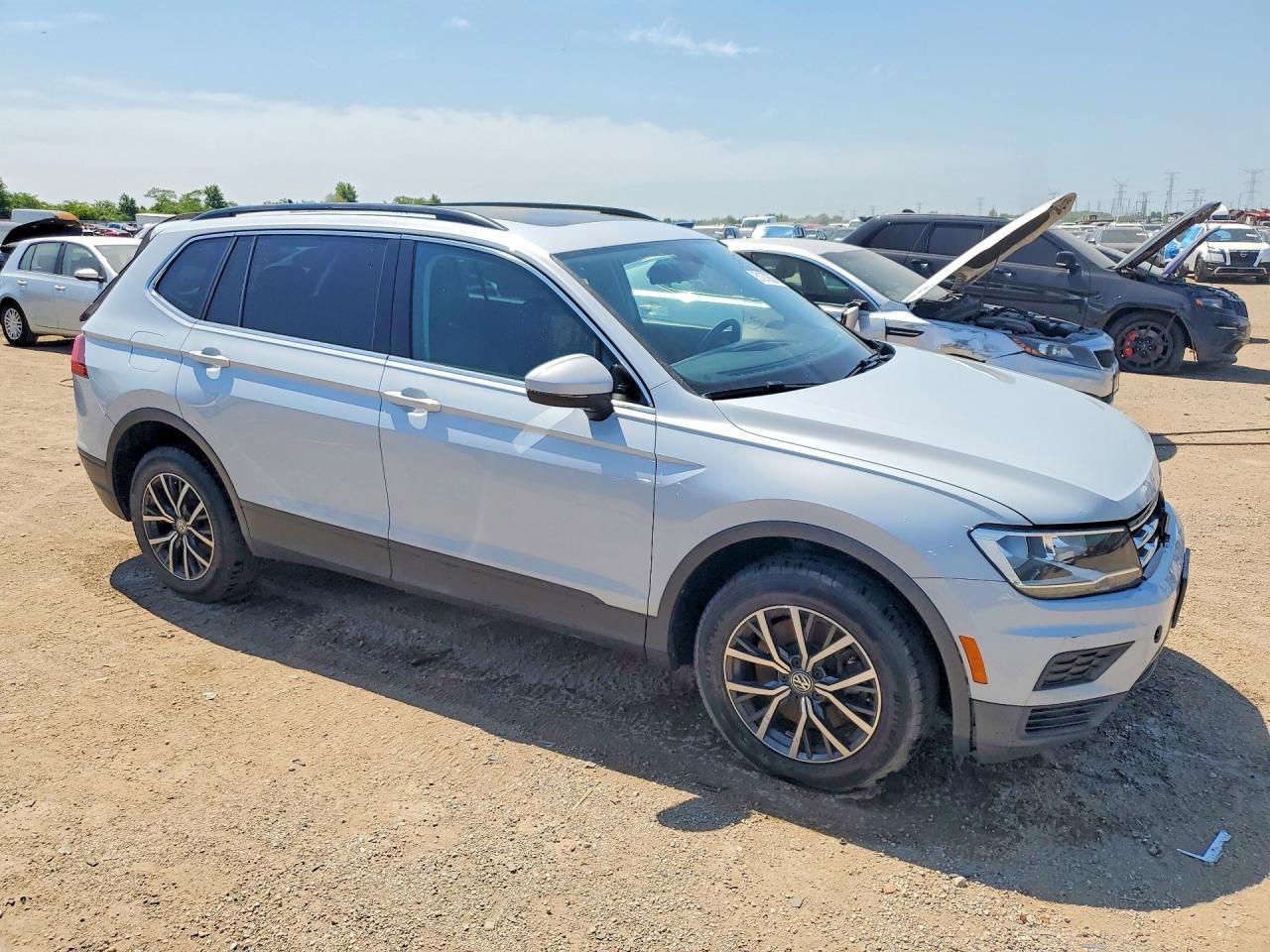2019 Volkswagen Tiguan Se - Фото 4