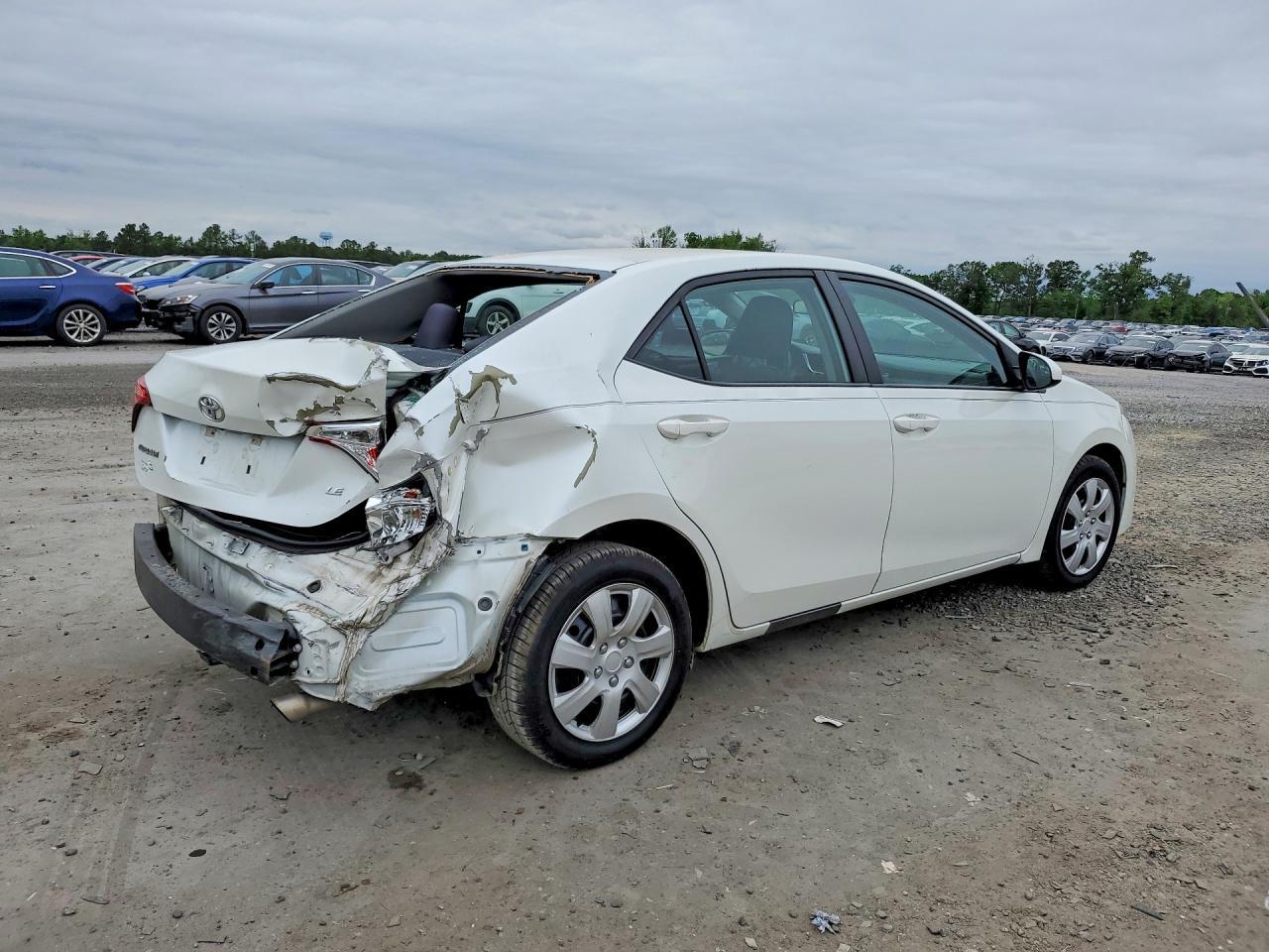2017 Toyota Corolla Le - Image 3