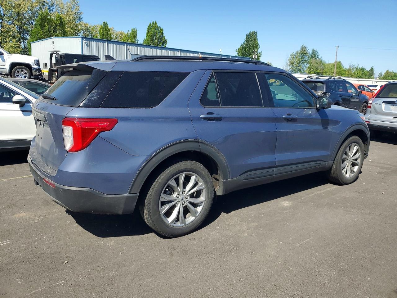 2021 Ford Explorer - Image 3