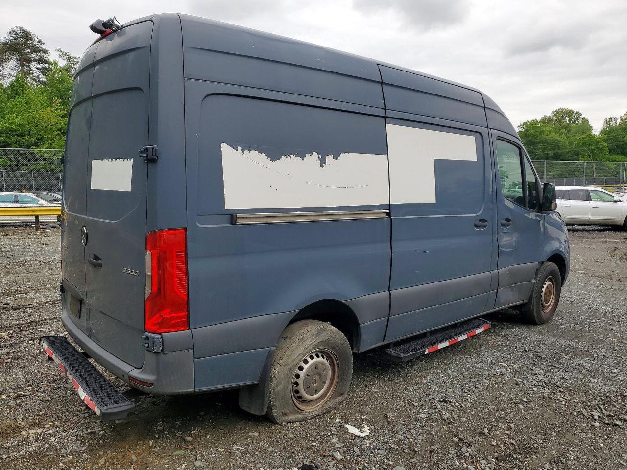 2019 Mercedes Benz Sprinter 2500/3500 Delivery Van - Фото 3