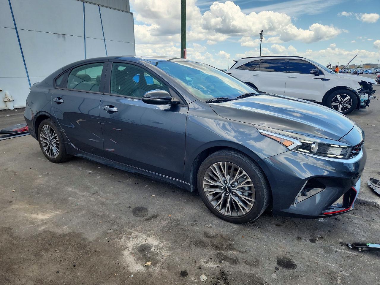 2024 Kia Forte Gt Line - Фото 4