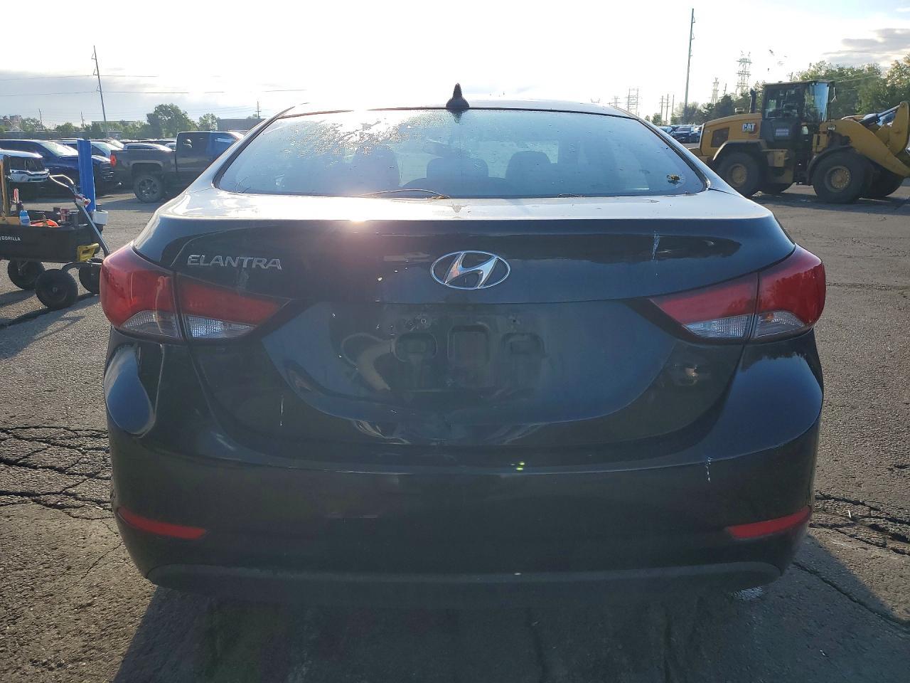2014 Hyundai Elantra Se - Image 6