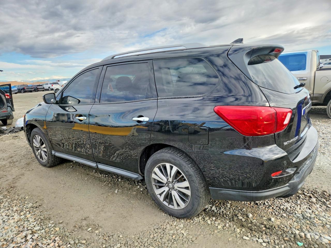 2019 Nissan Pathfinder Sv - Фото 2
