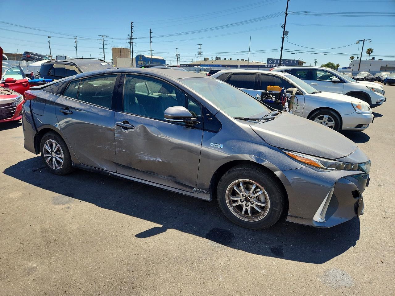 2017 Toyota Prius Prime Premium - Фото 4