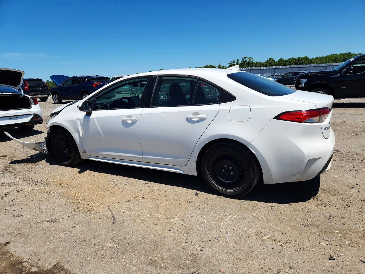 2022 Toyota Corolla Le - Image 2