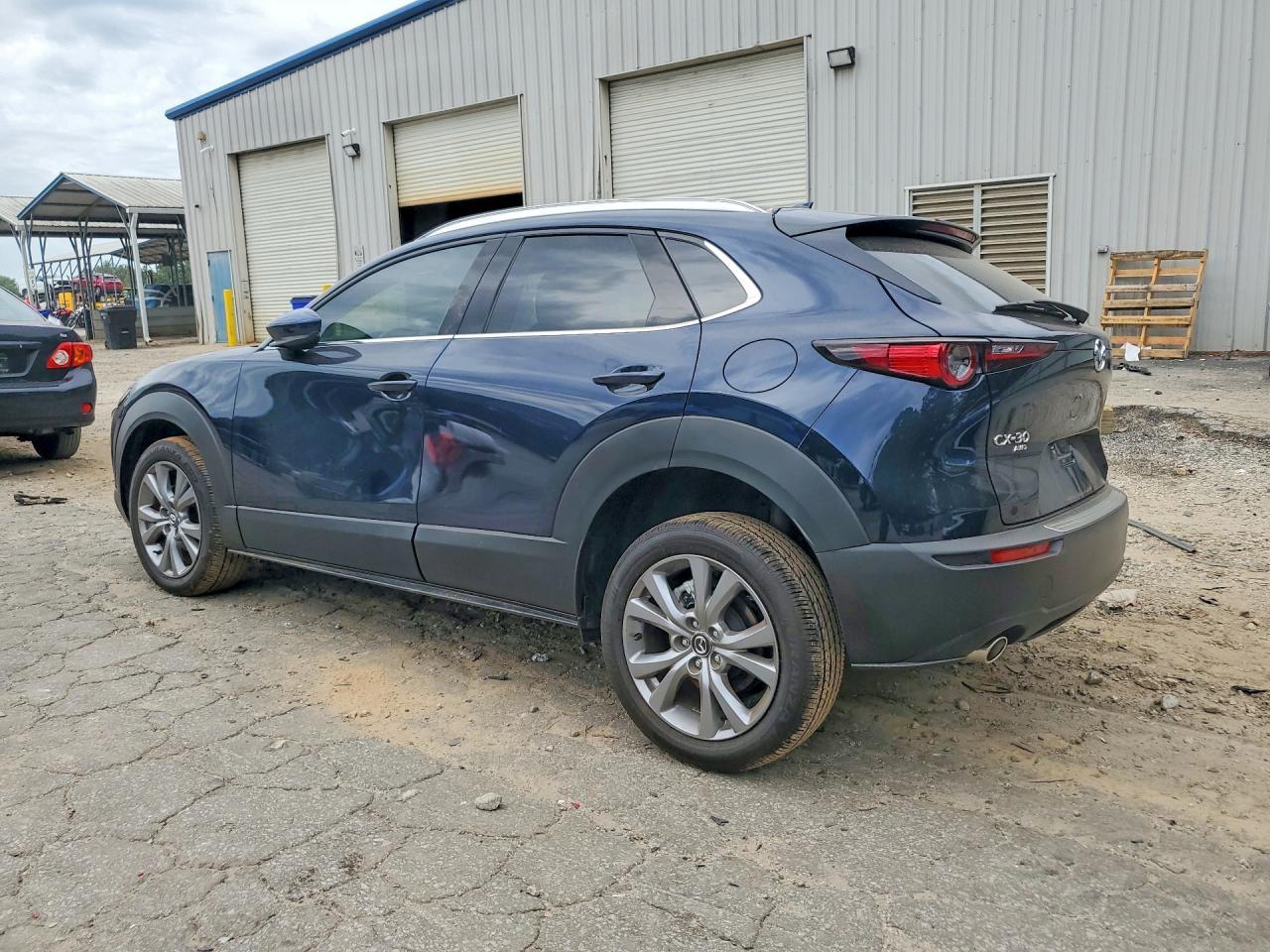 2023 Mazda Cx-30 Premium - Image 2