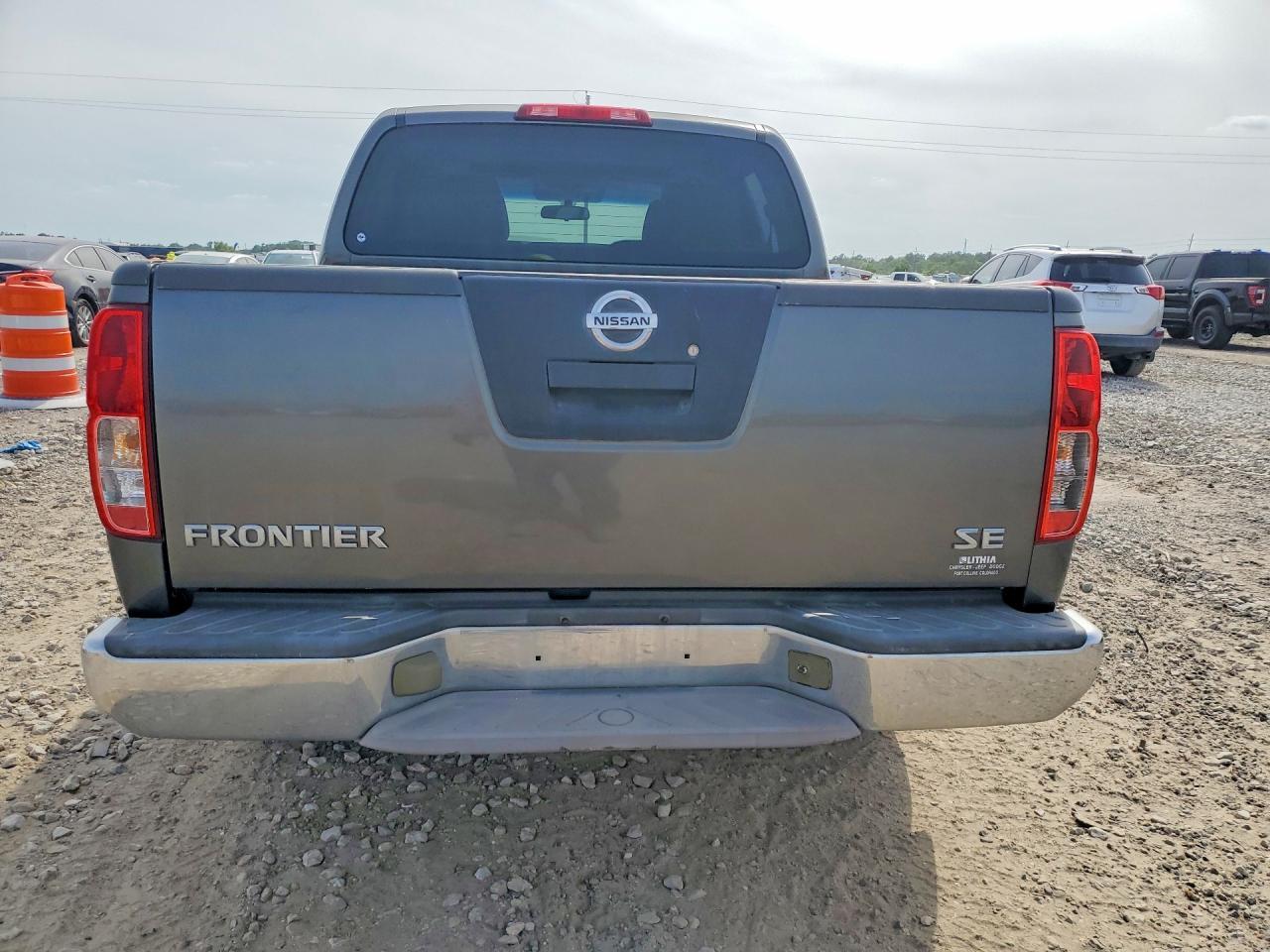 2005 Nissan Frontier - Image 6