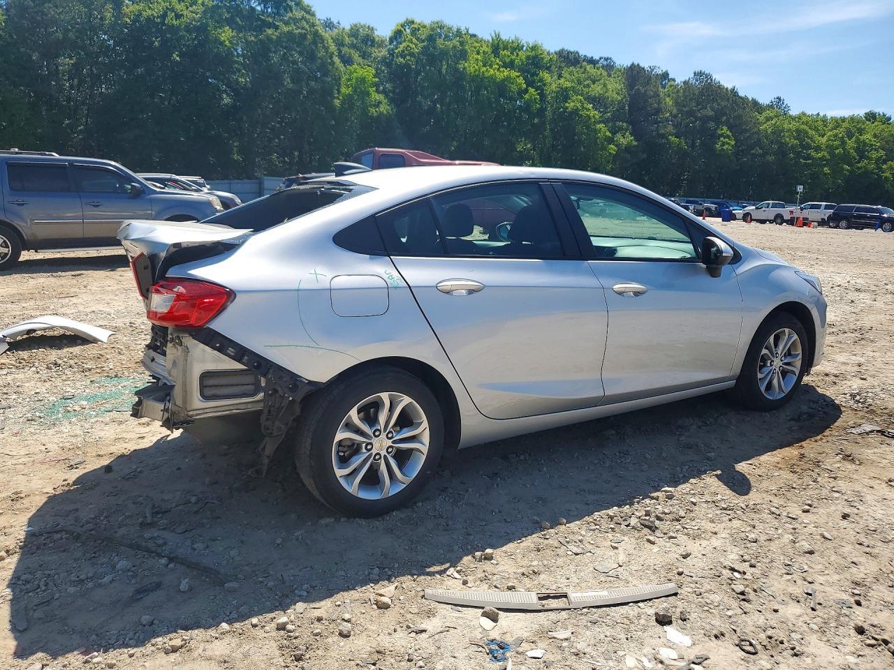 2019 Chevrolet Cruze Ls - Фото 3