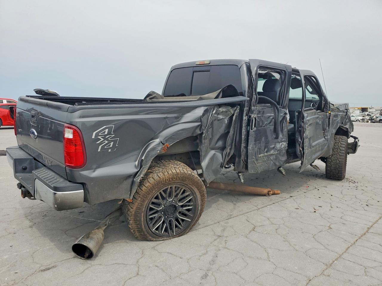 2015 Ford F350 Super Duty - Image 3