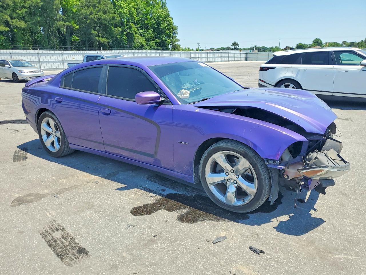 2014 Dodge Charger R - Image 4