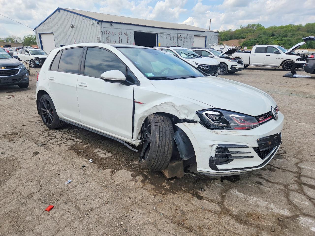 2020 Volkswagen Gti S - Image 4