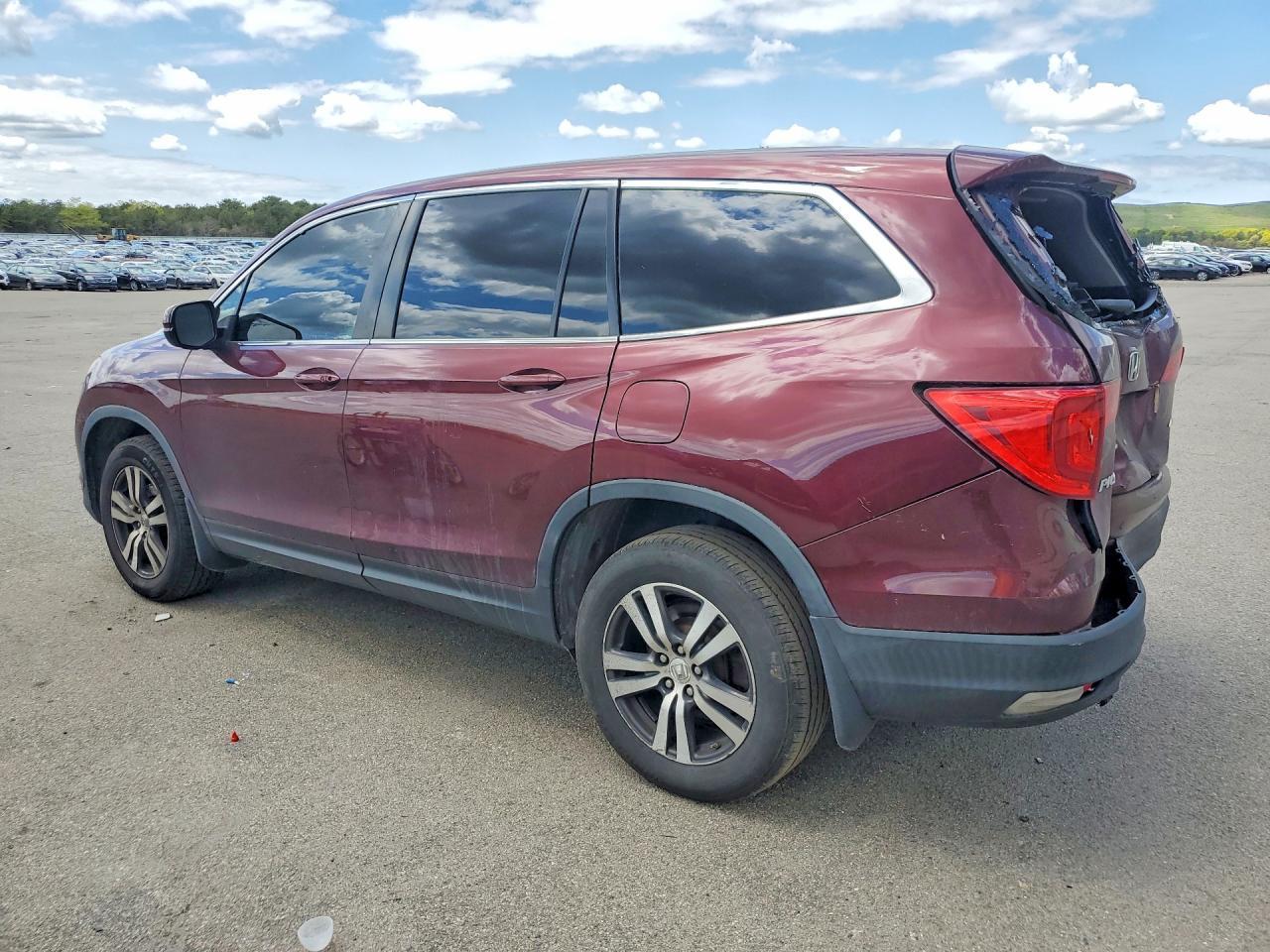 2018 Honda Pilot Exl - Image 2