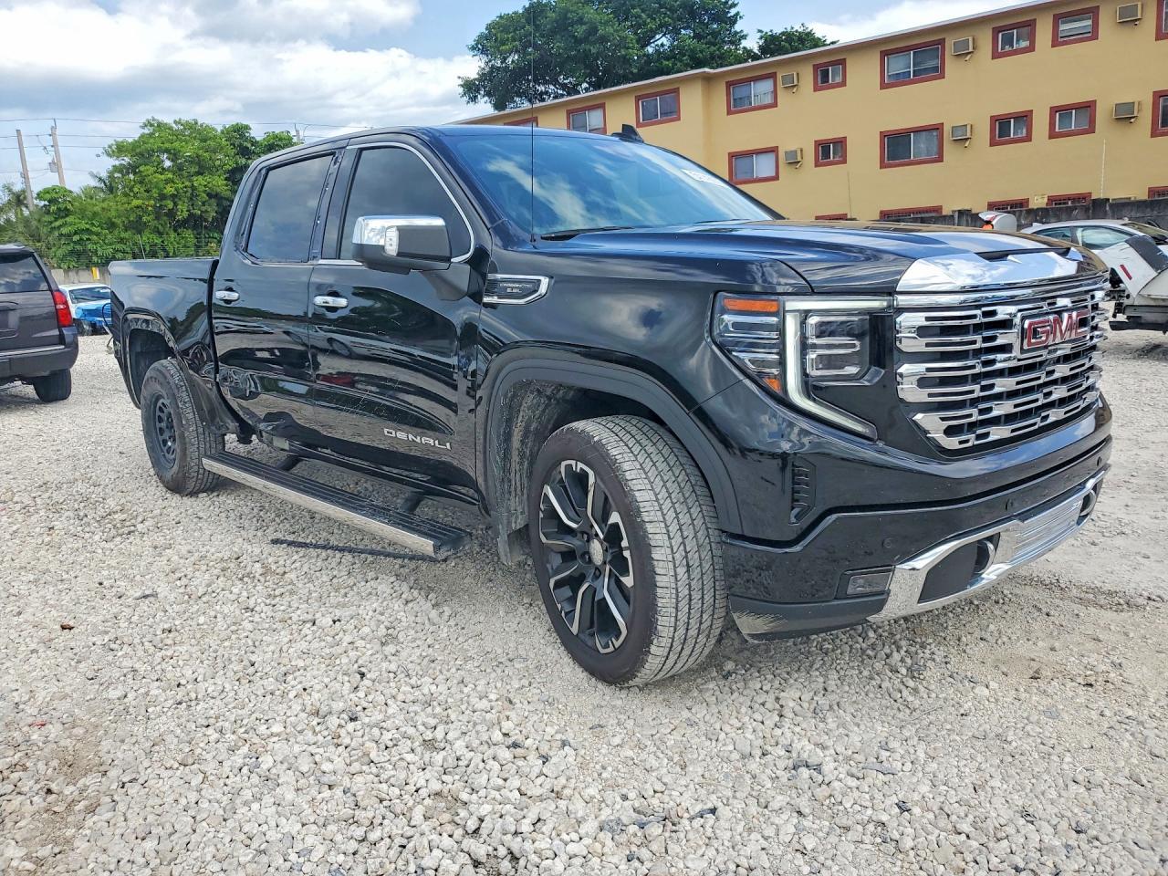 2025 GMC Sierra K1500 Denali - Фото 4