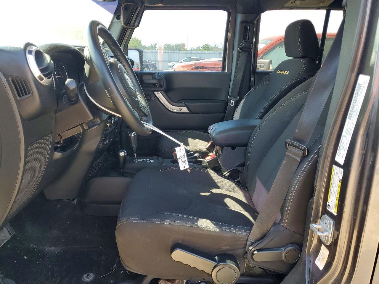 2014 Jeep Wrangler Unlimited Sahara - Фото 7