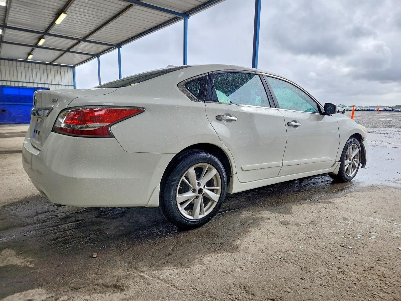 2015 Nissan Altima 2.5 Sv - Фото 3