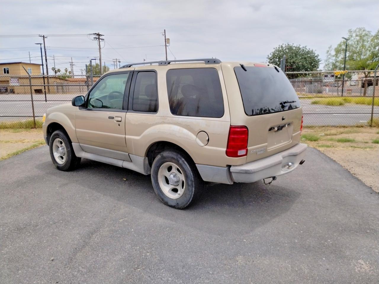 2003 Ford Explorer Sport - Image 3