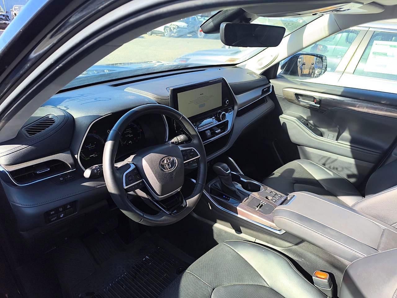 2023 Toyota Hlndr Hyb - Image 7