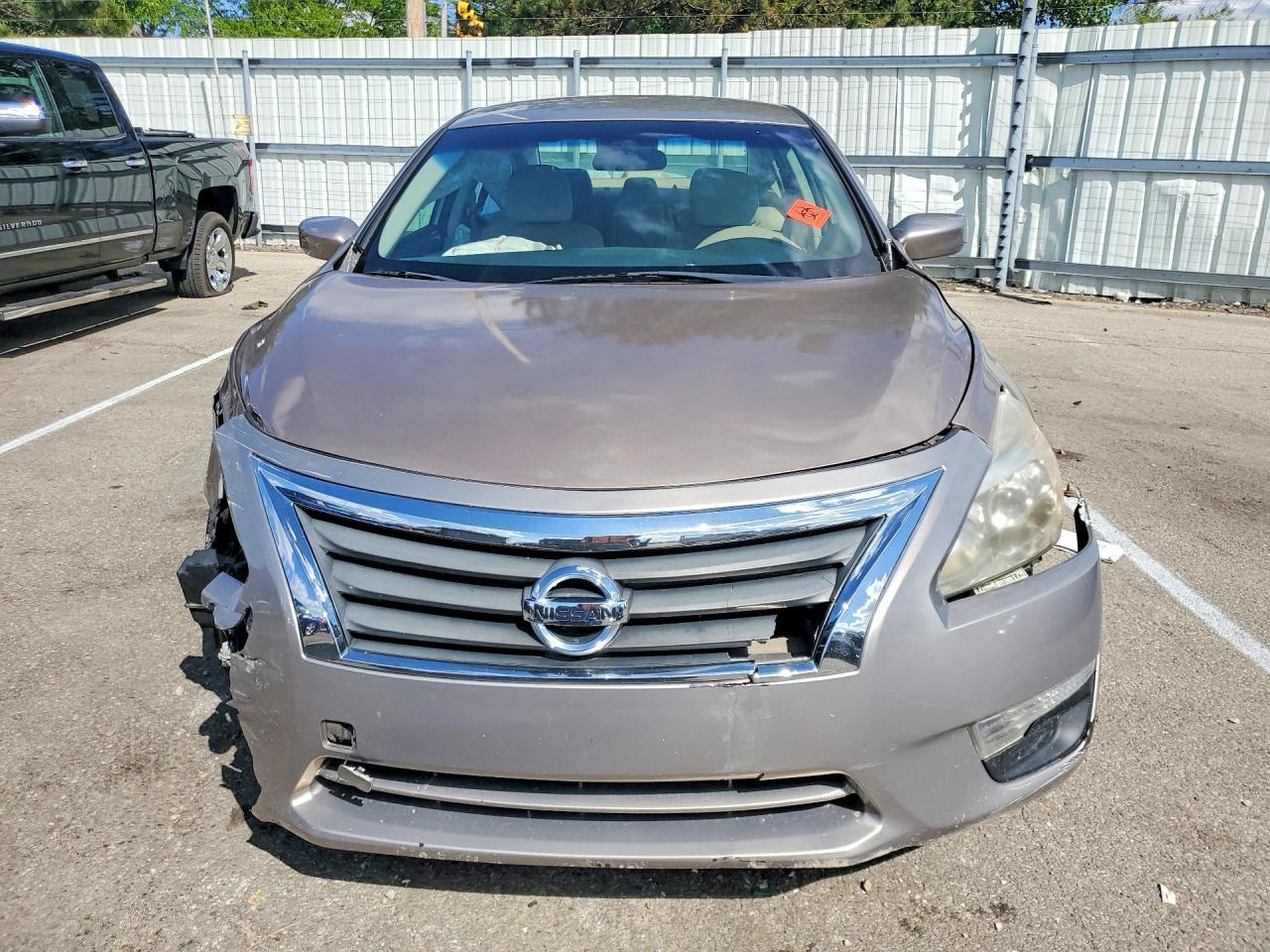 2014 Nissan Altima 2.5 S - Фото 5