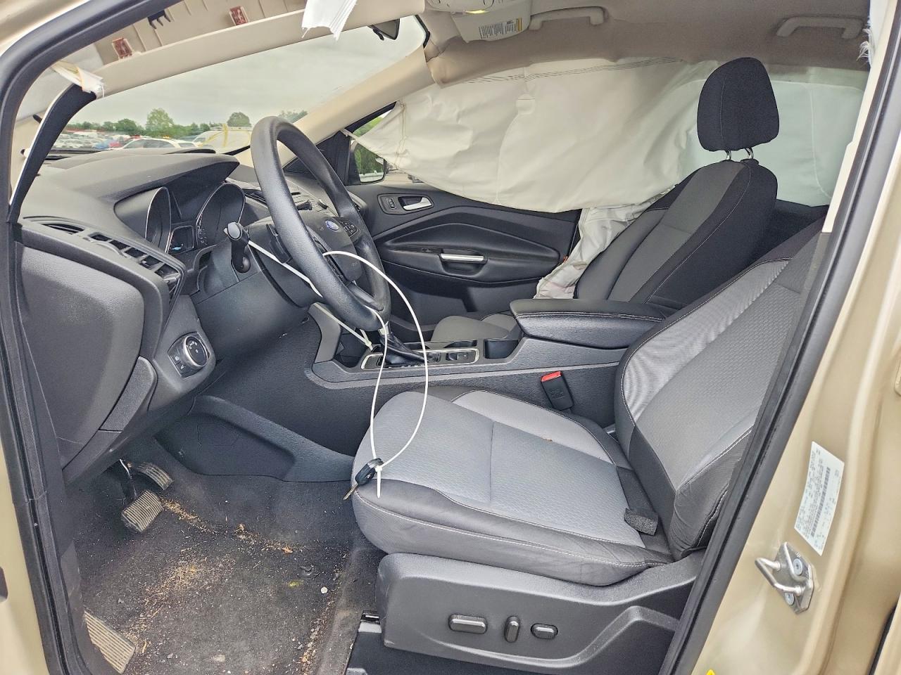 2017 Ford Escape - Фото 7