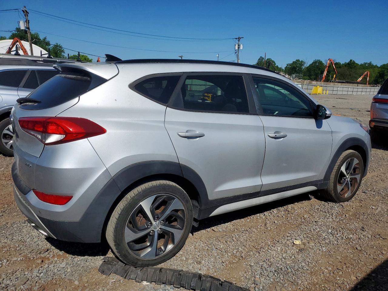 2018 Hyundai Tucson Value - Image 3