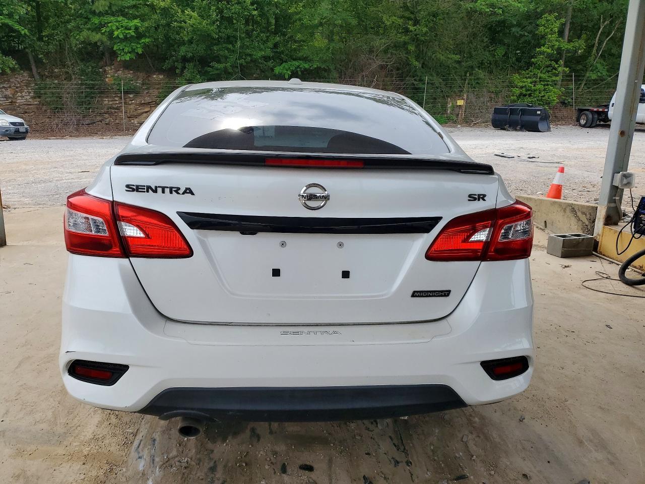 2018 Nissan Sentra Sr - Фото 6