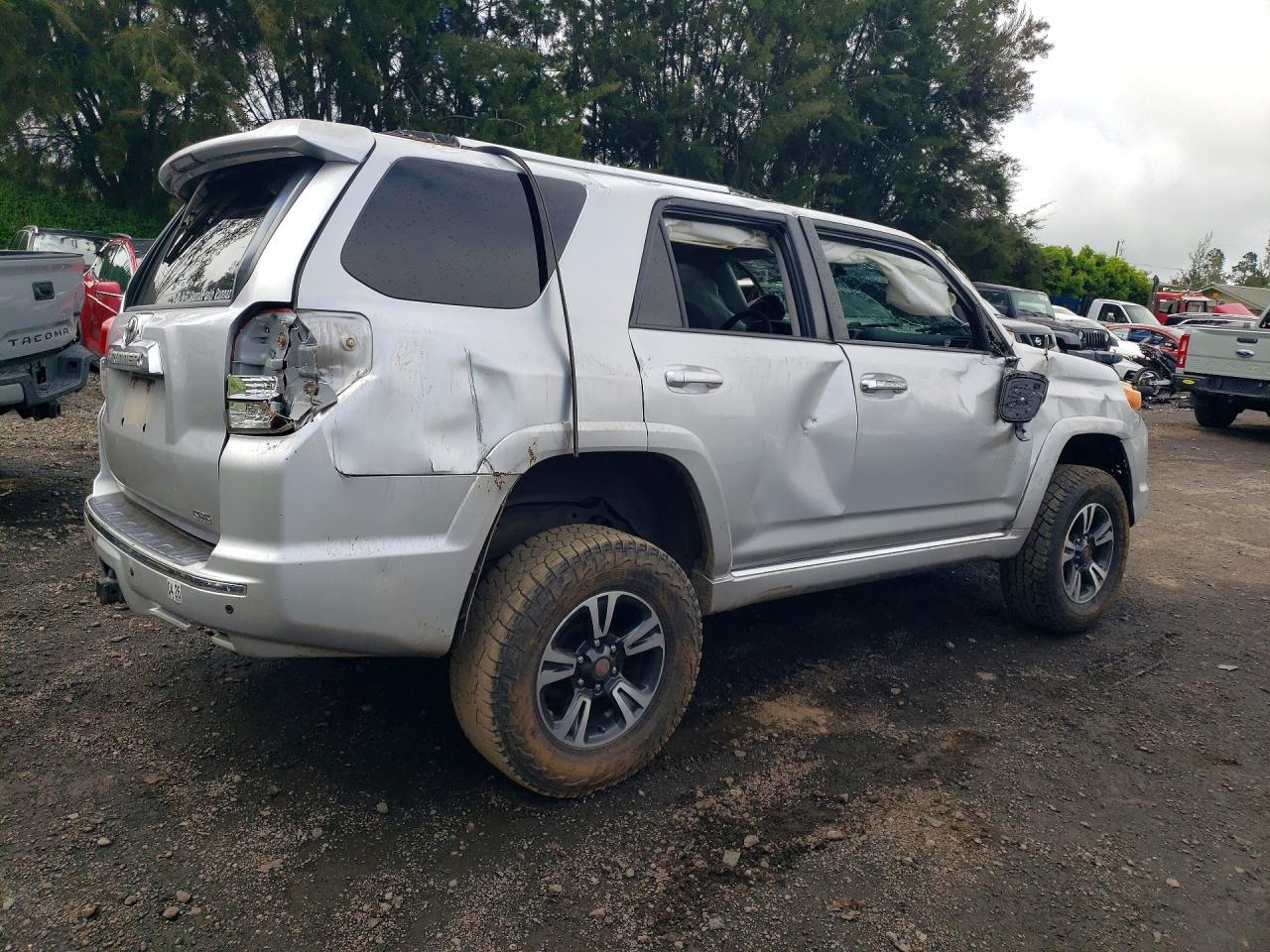 2011 Toyota 4Runner Sr5 - Фото 3