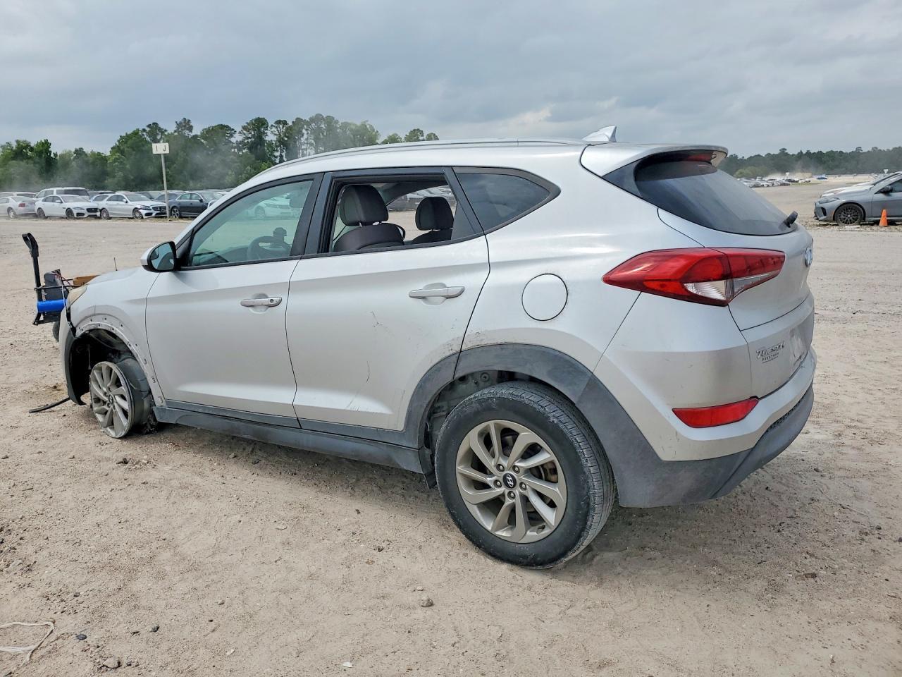 2016 Hyundai Tucson Se - Фото 2