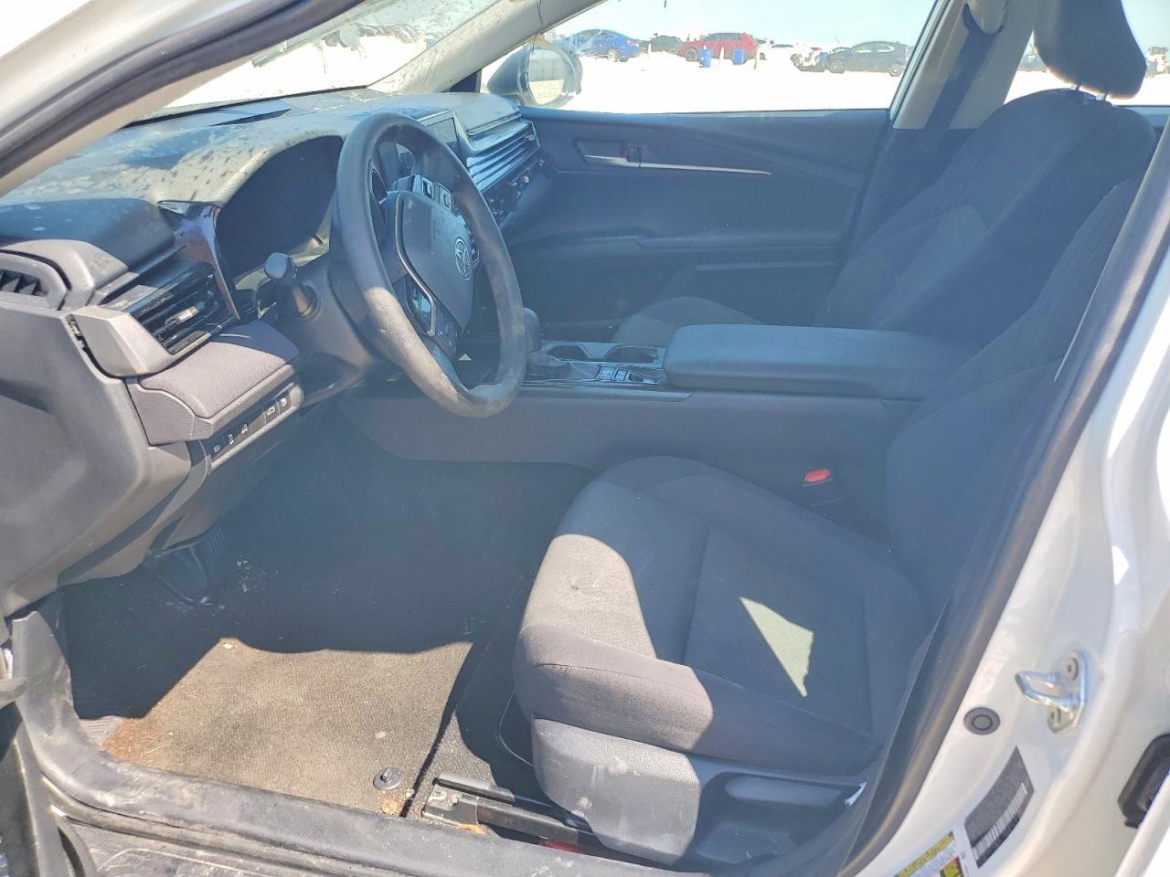 2025 Toyota Camry Le - Фото 7