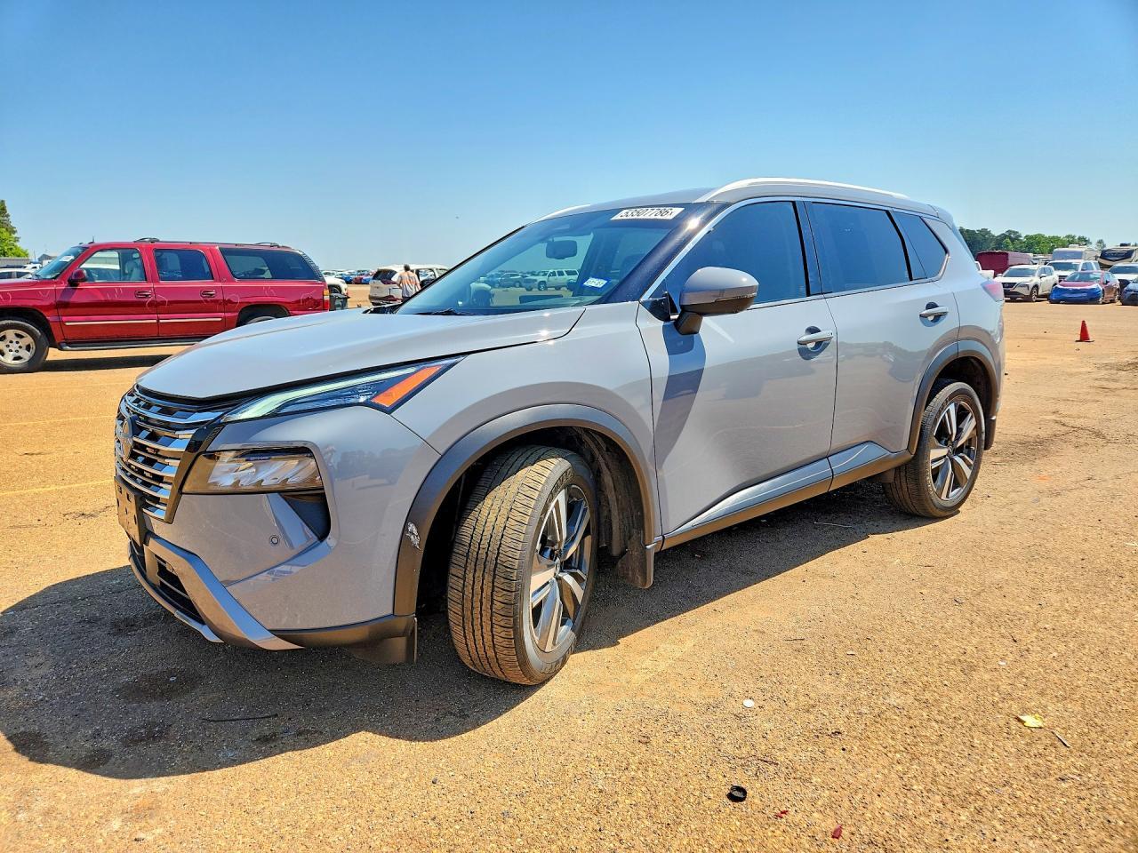2025 Nissan Rogue Sl