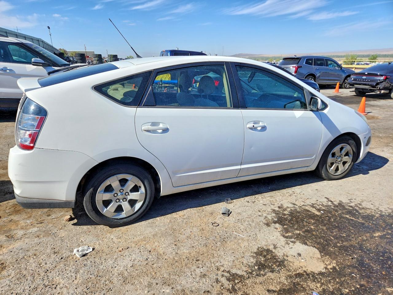 2005 Toyota Prius Base - Фото 3