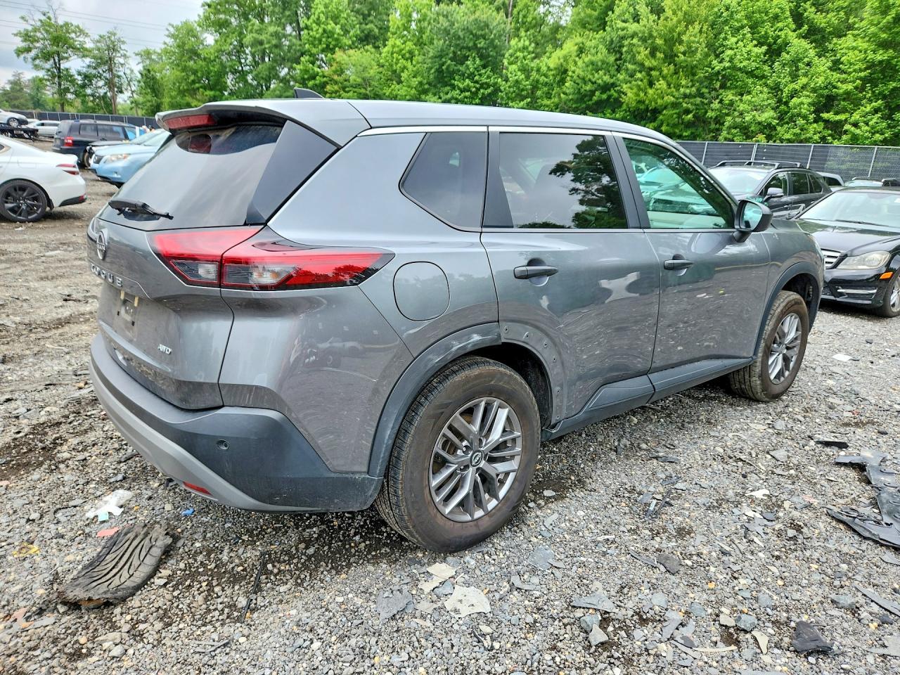 2023 Nissan Rogue S - Фото 3